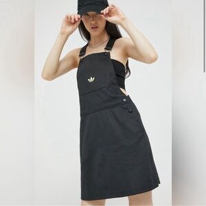 adidas Originals Dungaree Dress *pockets*